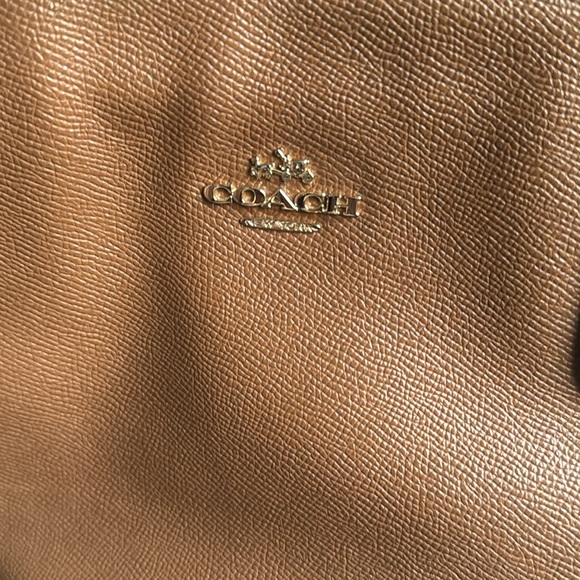 Coach City Zip Tote - Picture 13 of 14